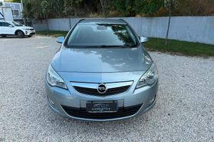 Opel Astra 1.4 100CV Sports Tourer Cosmo