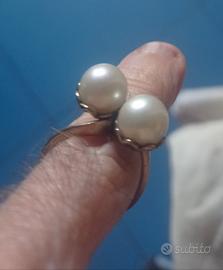 anello con perle antico