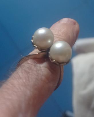 anello con perle antico