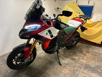 Multistrada Pikes Peak V4