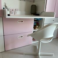 Fasciatoio/scrivania bianco e rosa ikea