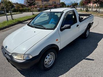 Pick up fiat strada 1.9 gancio traino