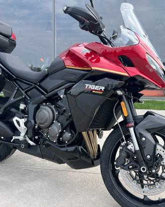TRIUMPH Tiger 800 Tiger Sport 800 tour