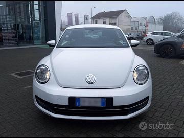 Volkswagen Maggiolino 1.6 tdi Design 105cv