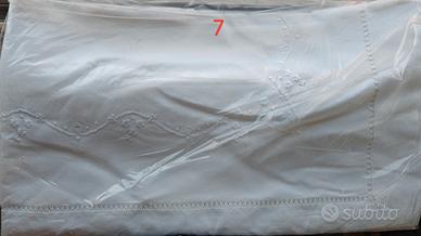 Completo lenzuola matrimoniali RICAMATE A MANO 