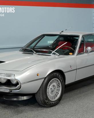 Alfa Romeo Montreal