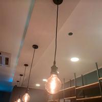 8 lampade stile industrial