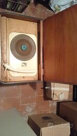 radio con giradischi 