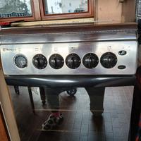 piano cottura con forno 