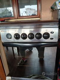 piano cottura con forno 