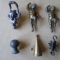 Putti e altri oggetti ottone ferro 6 pz. d'epoca