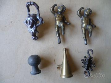 Putti e altri oggetti ottone ferro 6 pz. d'epoca