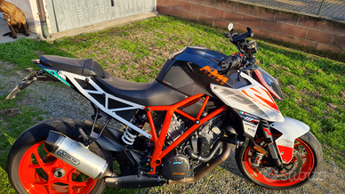 KTM 1290 r superduke