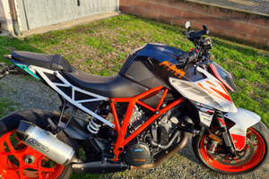 KTM 1290 r superduke