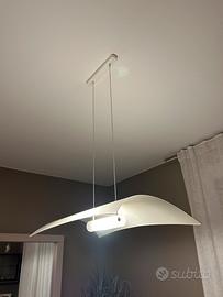 Lampadario in vetro satinato