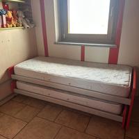 Letto a castello con secondo letto estraibile
