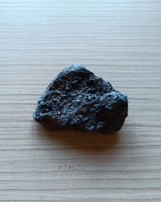 Basalto Minerale Grezzo
