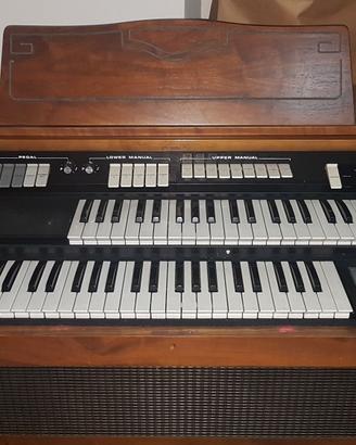 Organo Farfisa Parten 151