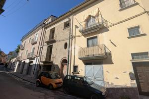 CASA SEMINDIPENDENTE A PRATA DI PRINCIPATO ULTRA
