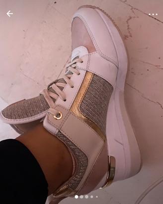 Scarpe utilizzate una volta