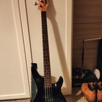 basso elettrico YamahaRBX 250 e ampli soundstation