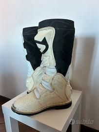 Scarponi cross/ enduro