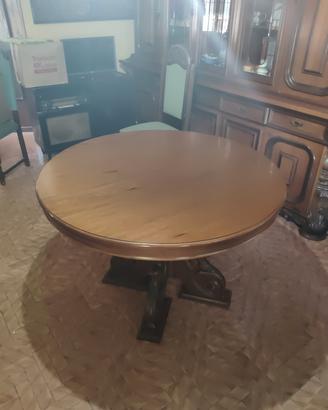 tavolo da salotto con 6 sedie
