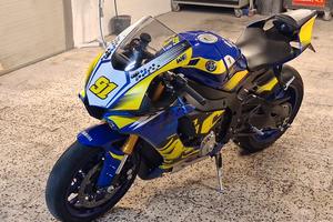YAMAHA R1 "16 TARGATA 