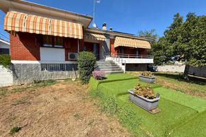 CASA INDIPENDENTE A BORGO VERCELLI