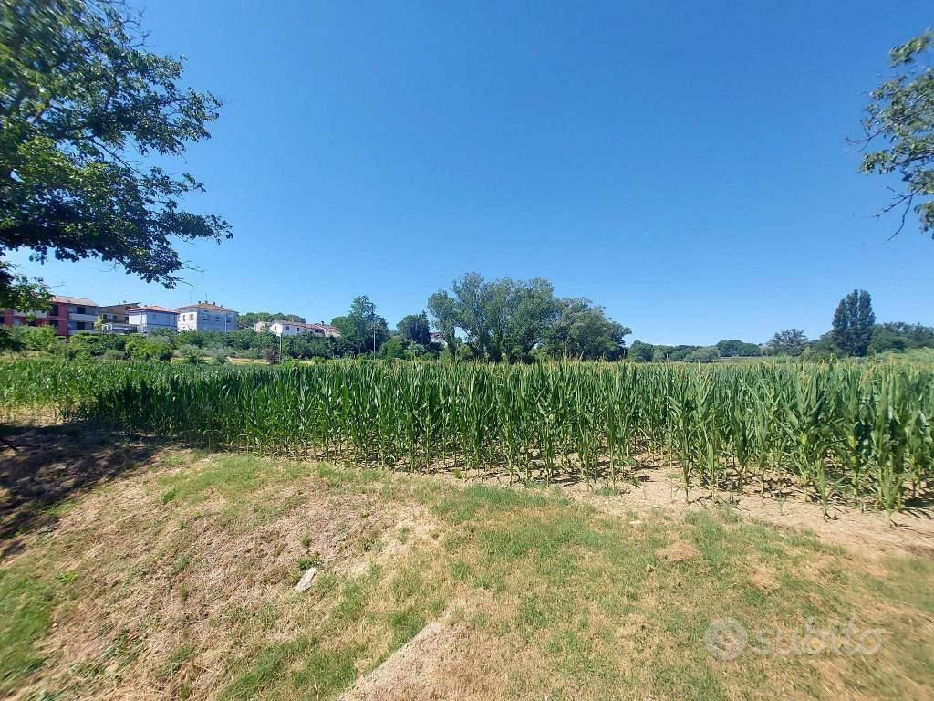 Terreno di 11000 m² a Pesaro - Vista 2