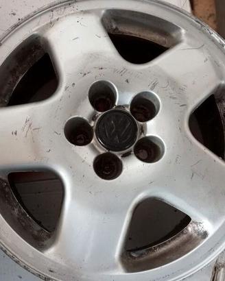 Cerchi in lega 14 pollici VW GOLF GTI terza serie
