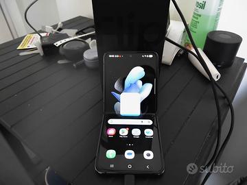 Samsung Z Flip4 128gb Graphite
