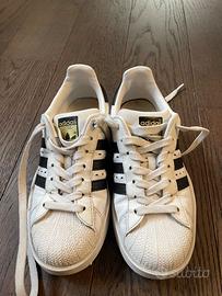 Adidas Superstar