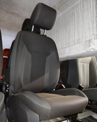 Sedile anteriore dx FORD FIESTA del 2017
