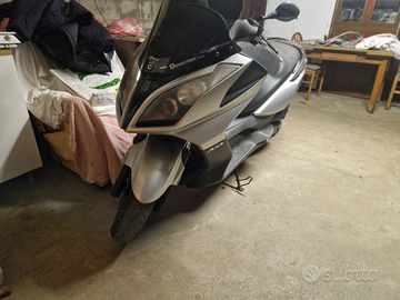 Kymco downtown 300 2009