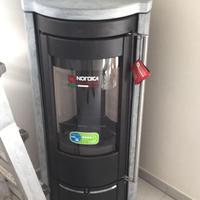 Stufa Nordica a legna