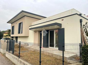 CASA INDIPENDENTE A VENEZIA