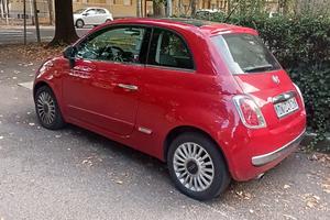 Fiat 500 rossa