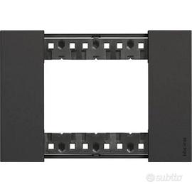 BTicino Living Now Placca 3 Moduli Nera Originale