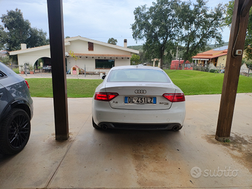 Auto Audi A5 3000 TDI S Line