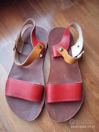 Sandali rossi