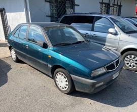 Lancia Delta 1.8 benzina GPL