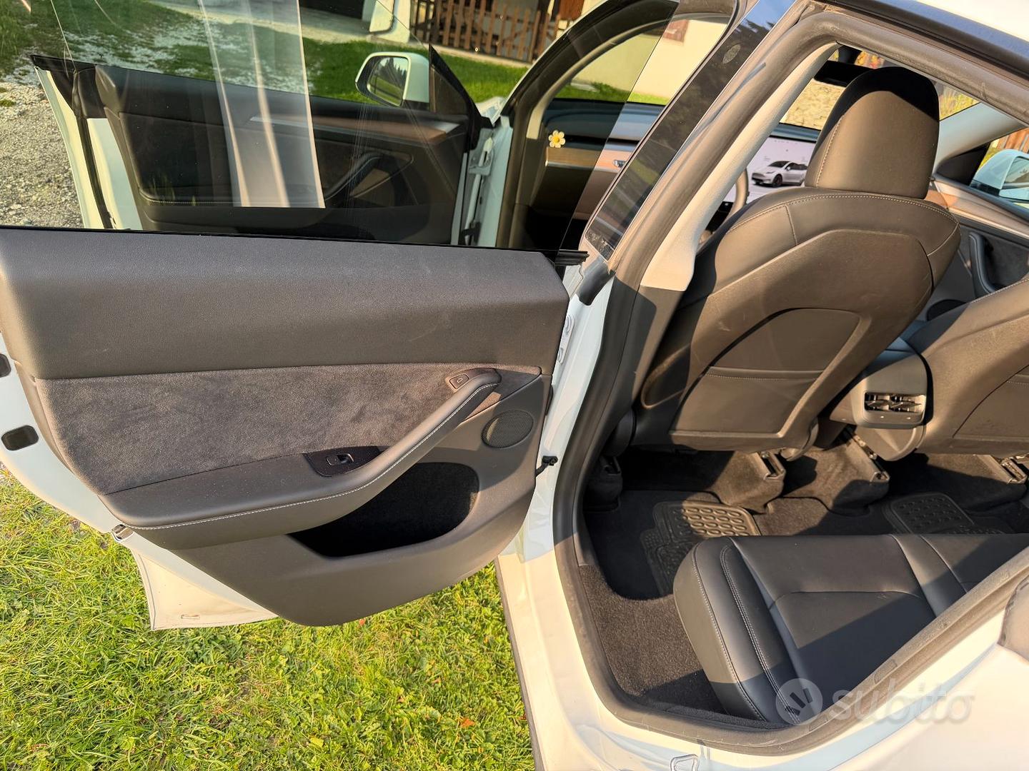 Tesla Model Y 2022 photo 4