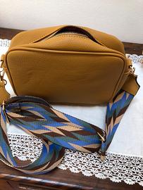 Borsa con tracolla colorata