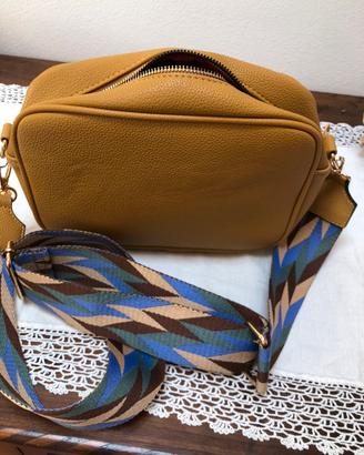 Borsa con tracolla colorata