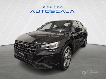 Audi Q2 35 TDI S tronic Identity Black