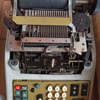 Calcolatrice olivetti divisumma 24