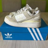 Adidas forum bold