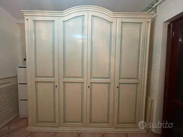 Armadio in legno