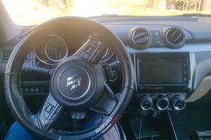 Suzuki Swift Ibrida + GPL (2023) - Garanzia Uffici